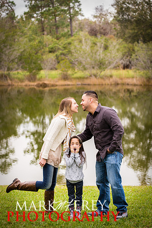 -1401_Molly & Family_110-Edit